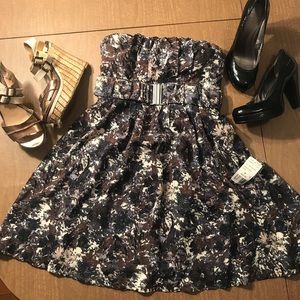 NWT Forever Twenty One Strapless Dress